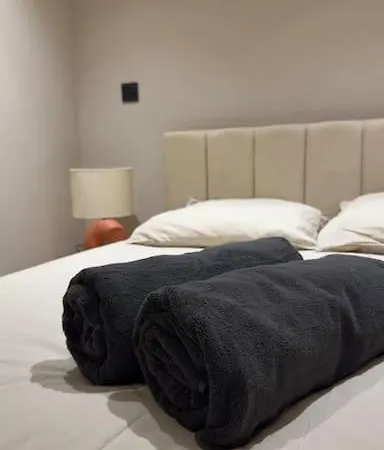 Apartman Joli 4 Pieces Tete D'or Lyon